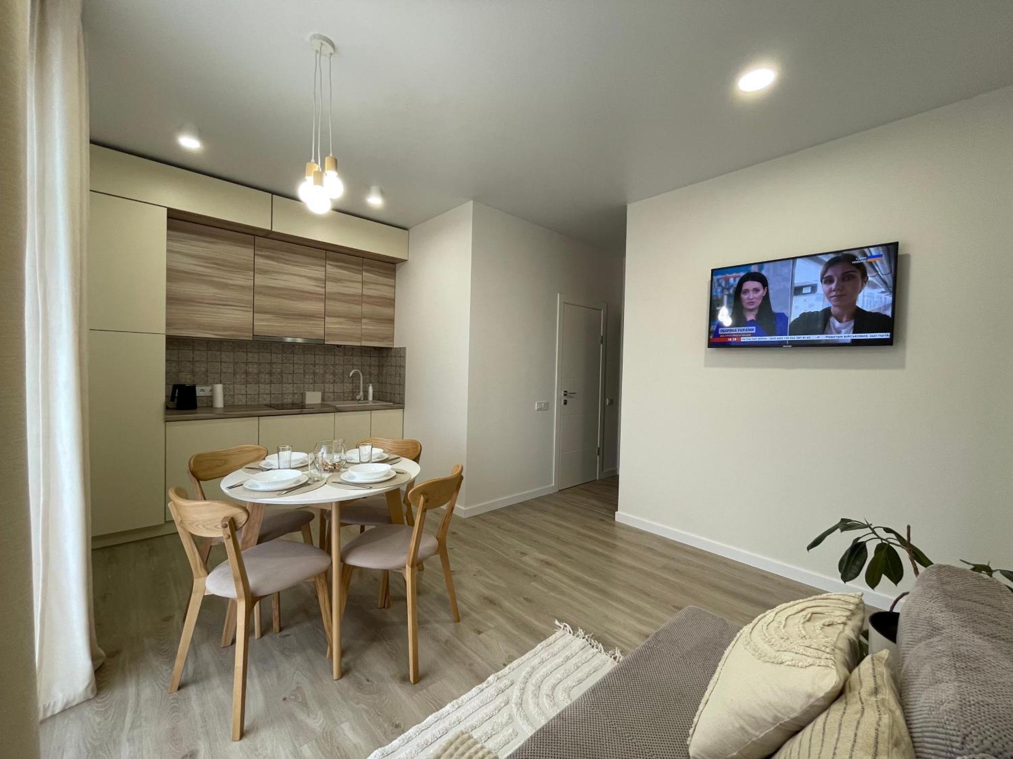 «Гори́Ще На Площі Польський Ринок» Apartman Kamjanyi Potoki Szoba fotó