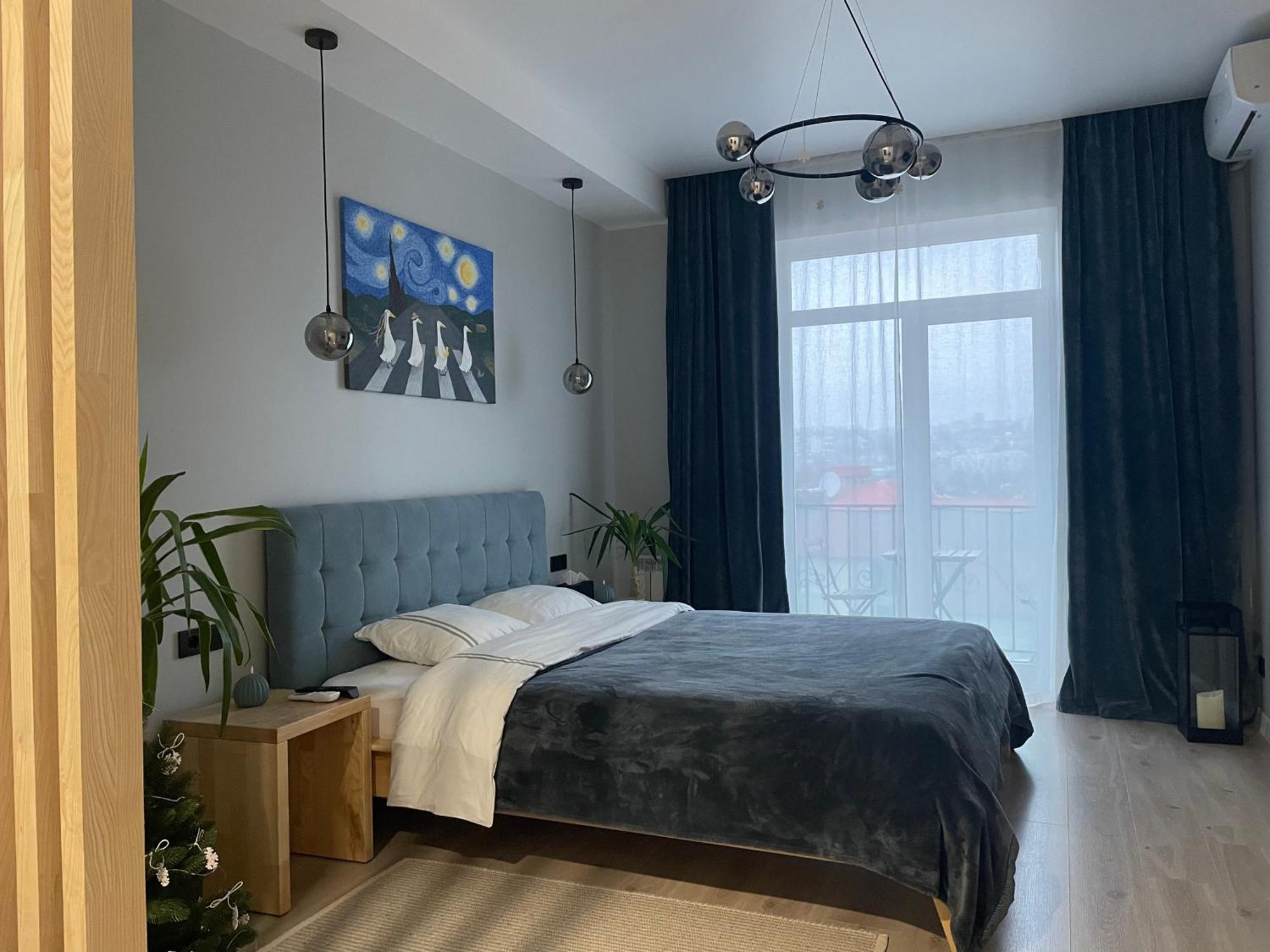 «Гори́Ще На Площі Польський Ринок» Apartman Kamjanyi Potoki Kültér fotó