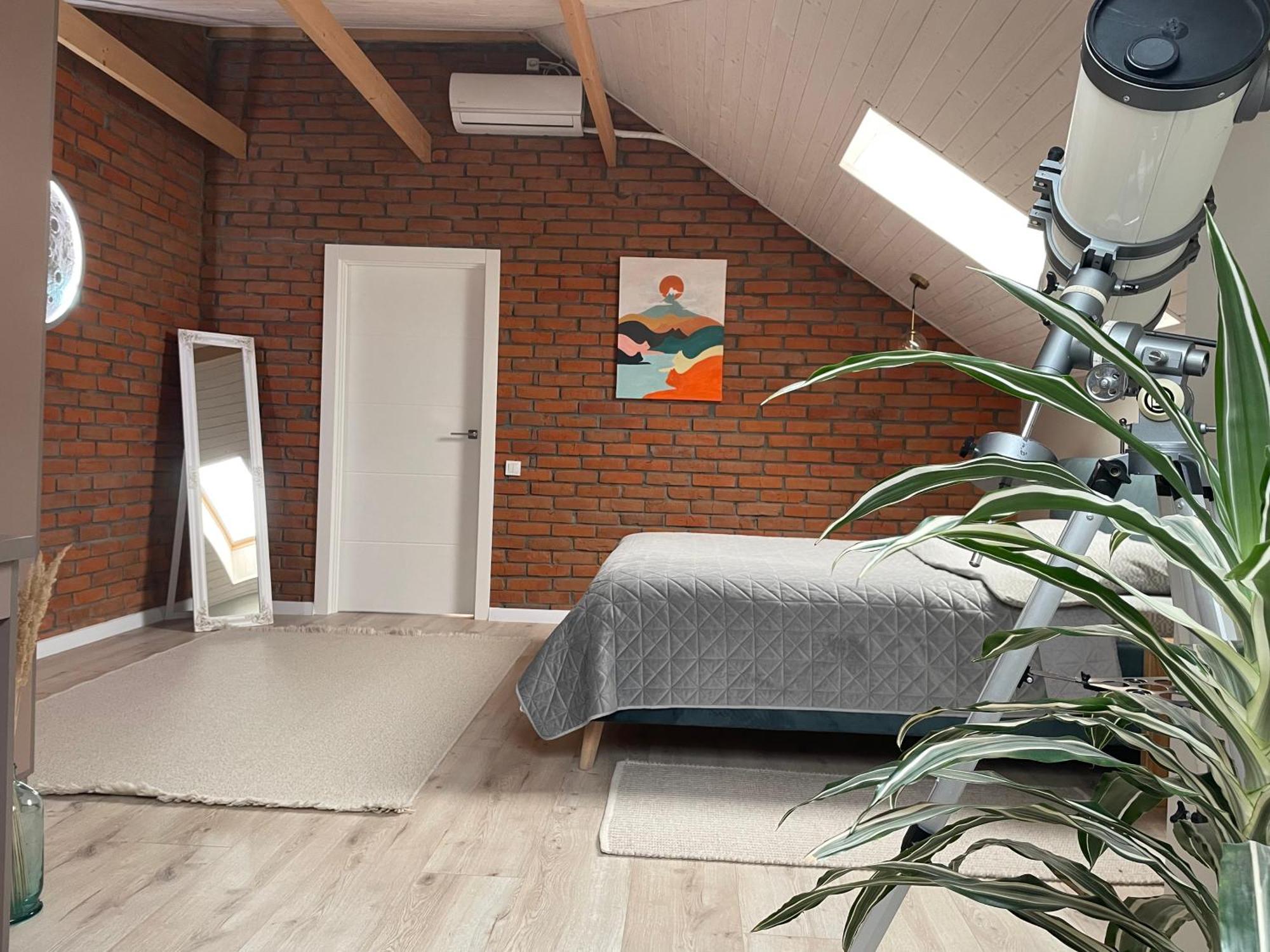 «Гори́Ще На Площі Польський Ринок» Apartman Kamjanyi Potoki Kültér fotó