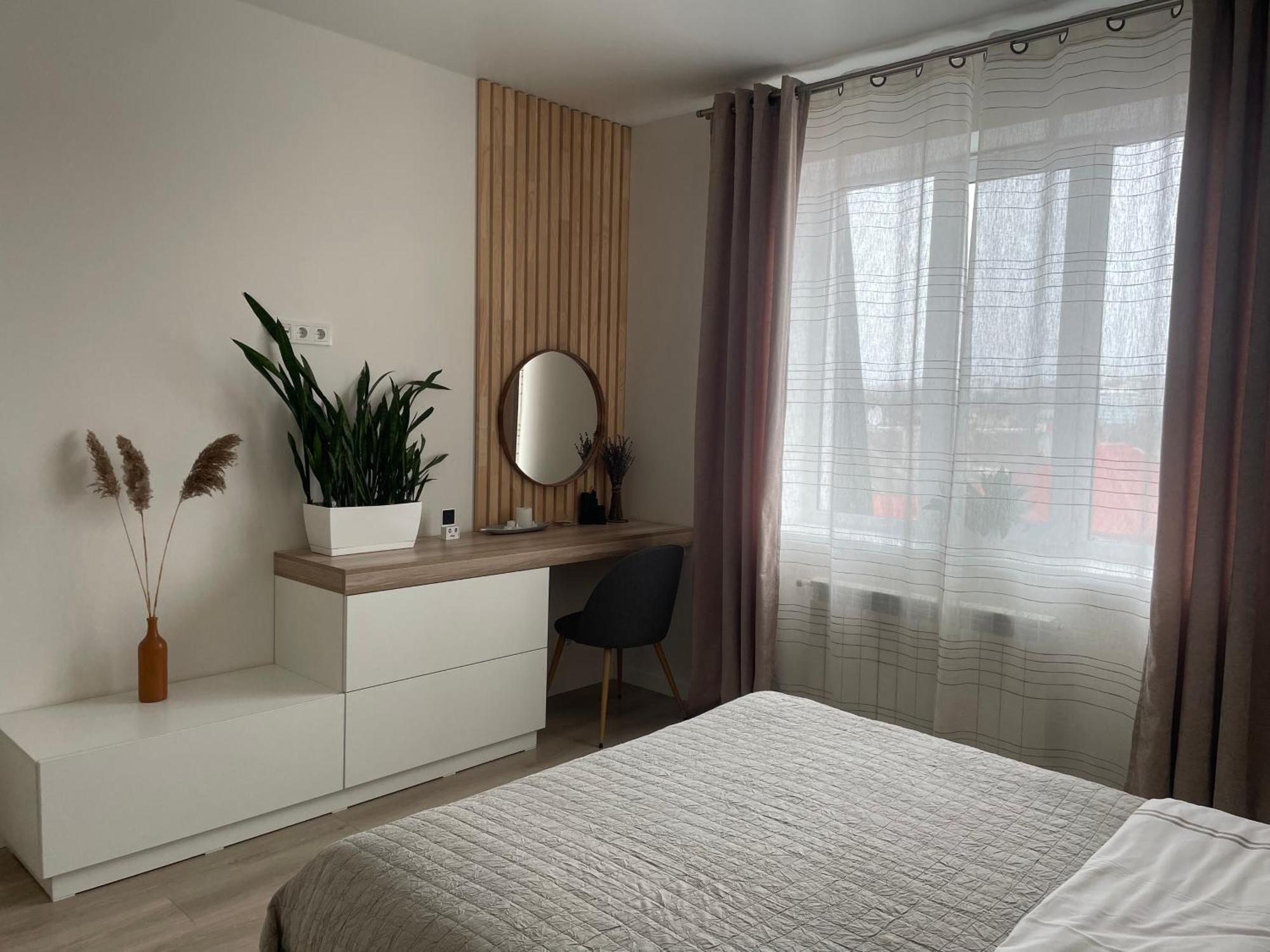 «Гори́Ще На Площі Польський Ринок» Apartman Kamjanyi Potoki Kültér fotó